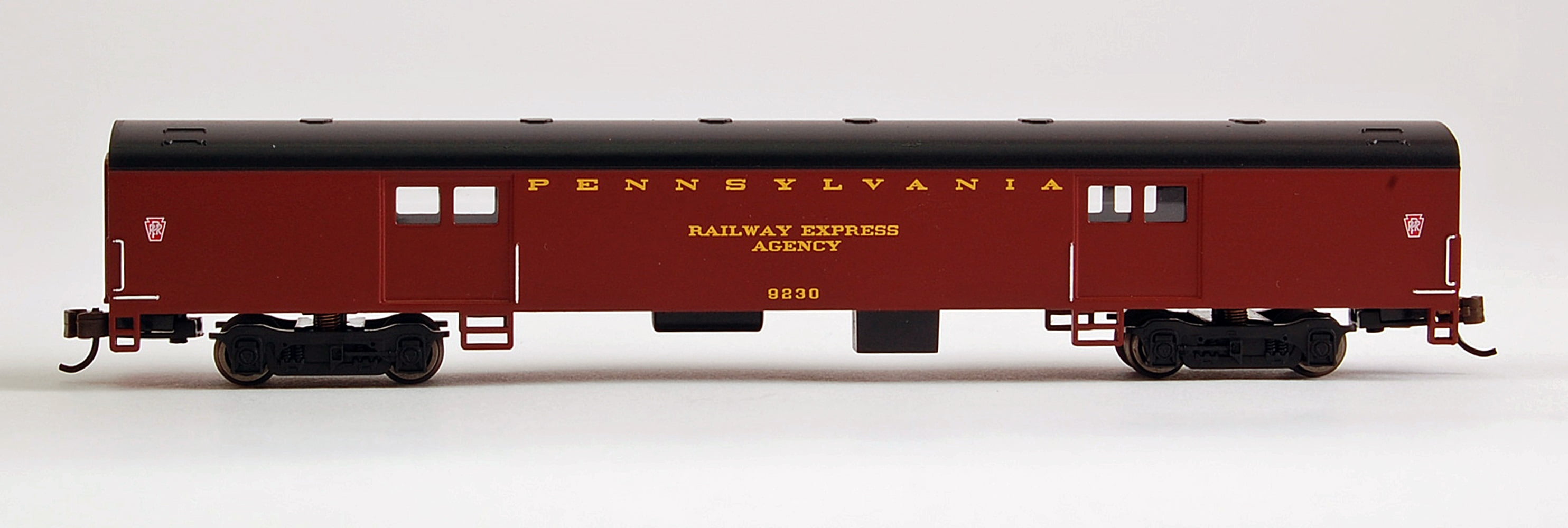 Bachmann N Scale Train 72' Smooth Side Baggage Car PRR 14451