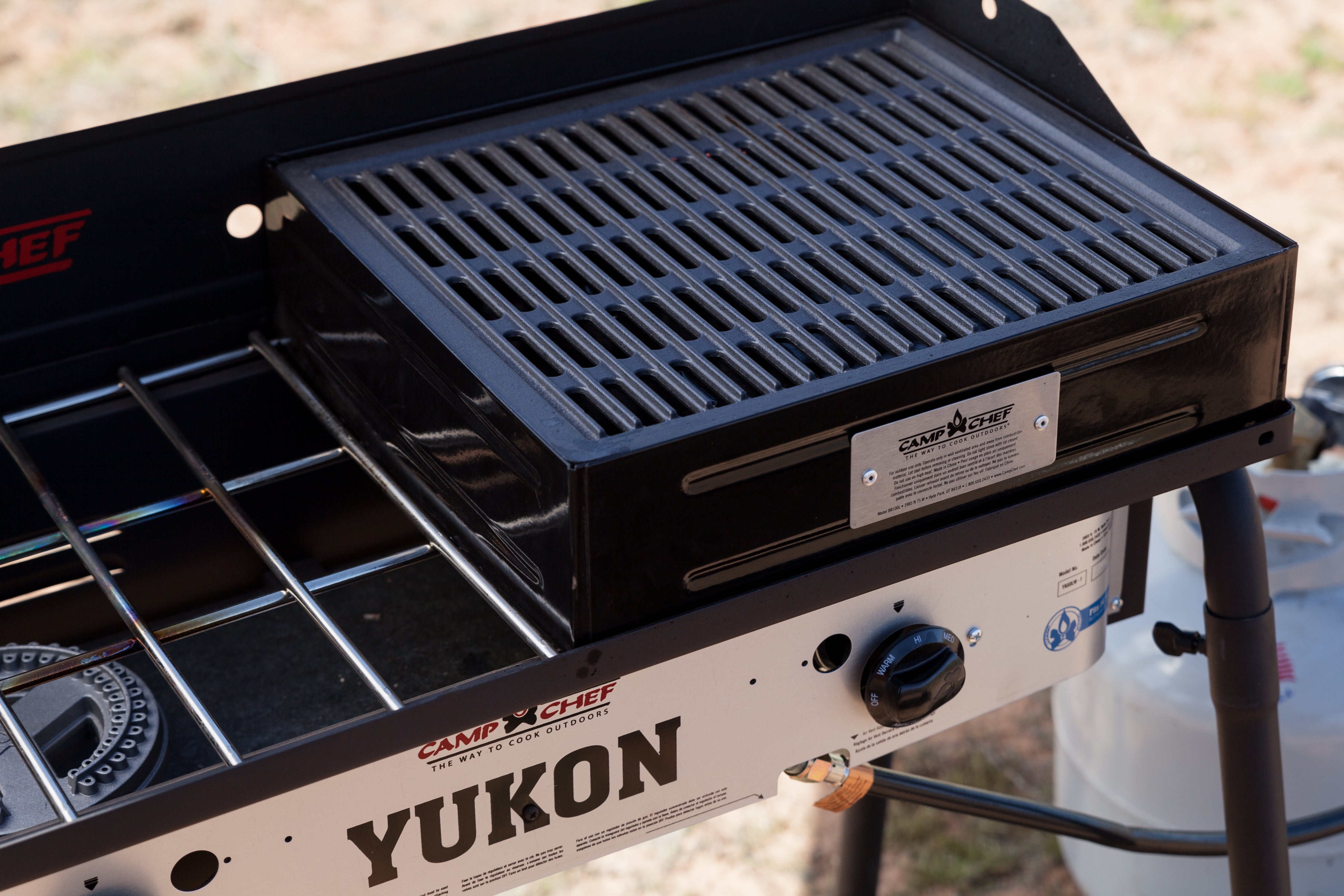 Camp Chef BBQ Barbecue Box with Lid Cast Iron Grill ...