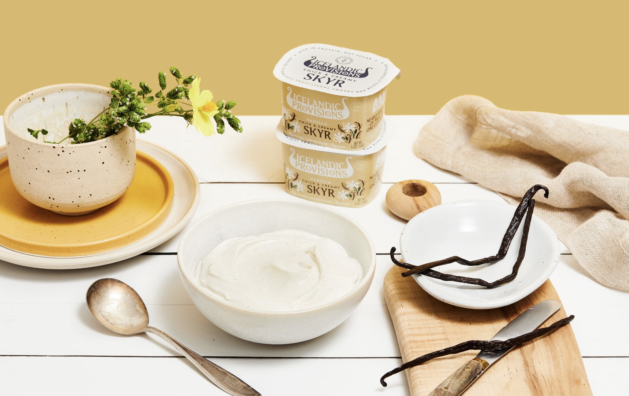 Icelandic Provisions Skyr, Vanilla Yogurt, 5.3 Ounce Plastic Cup