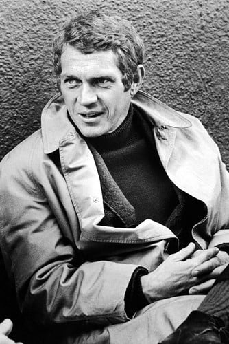 Steve McQueen Bullitt wearing raincoat 