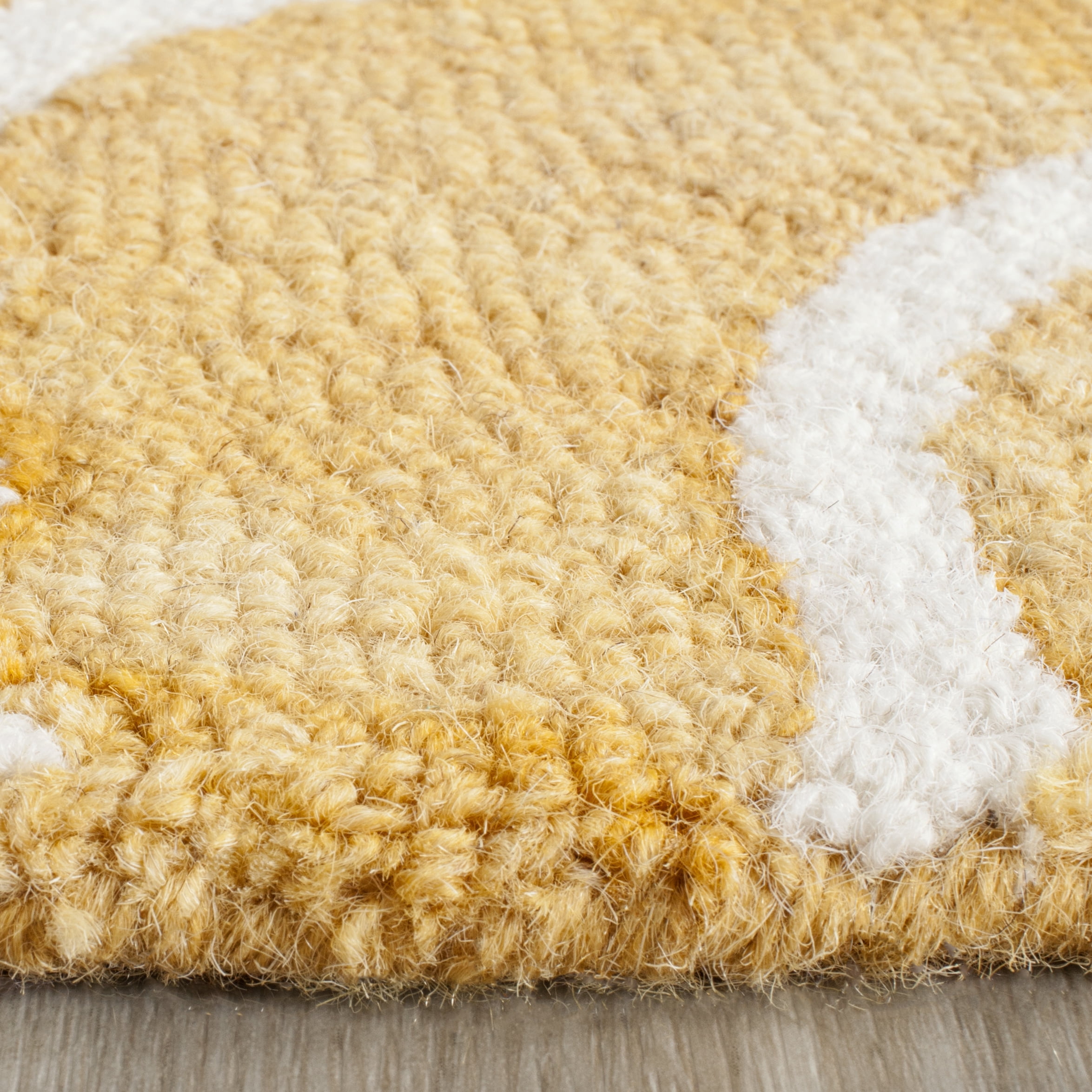Safavieh Dip Dye Lairos Distressed Wool Area Rug, Gold/Ivory, 7' x 7' Round