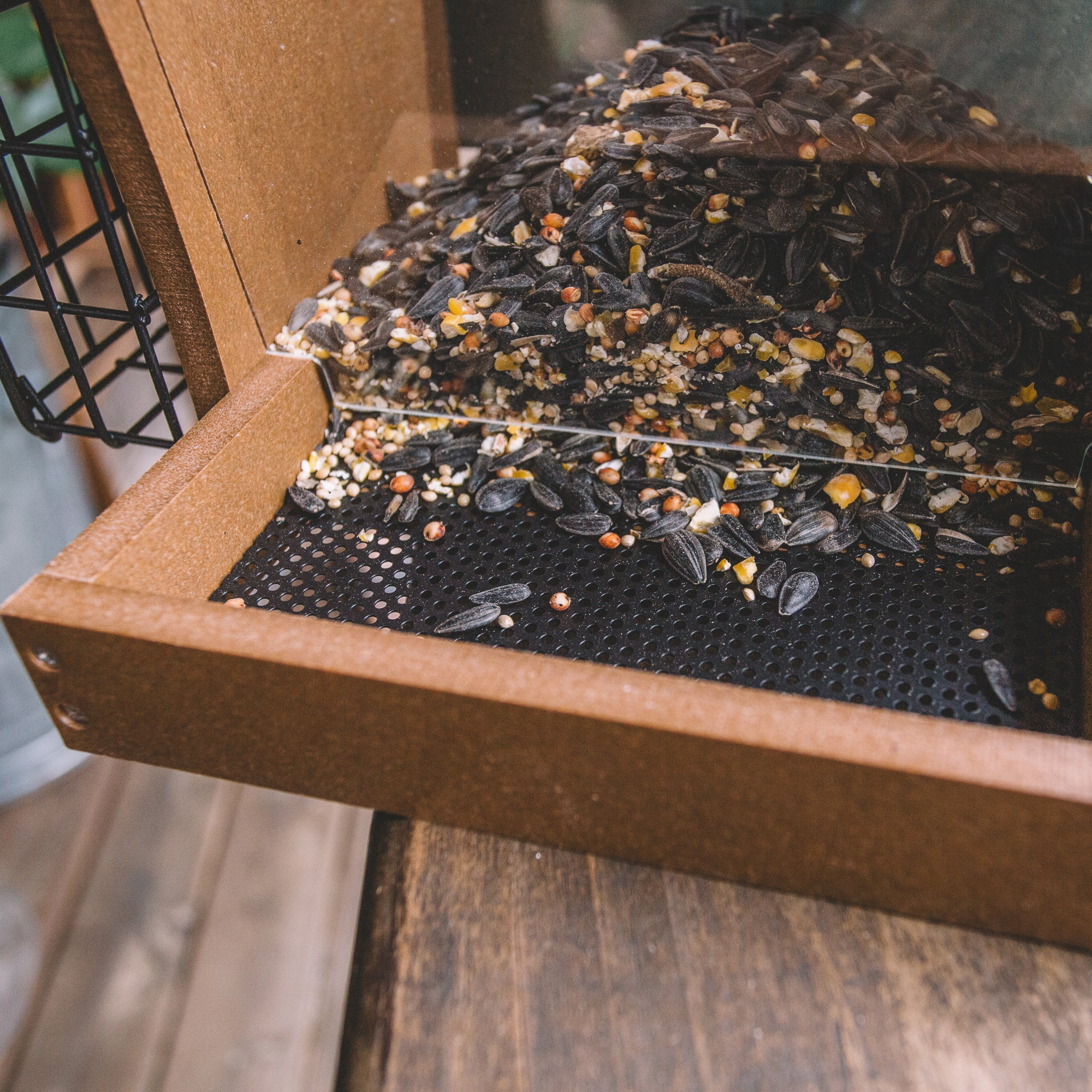 Backyard Expressions SIERRA Plastic Lumber Bird Feeder w/ Suet Cages