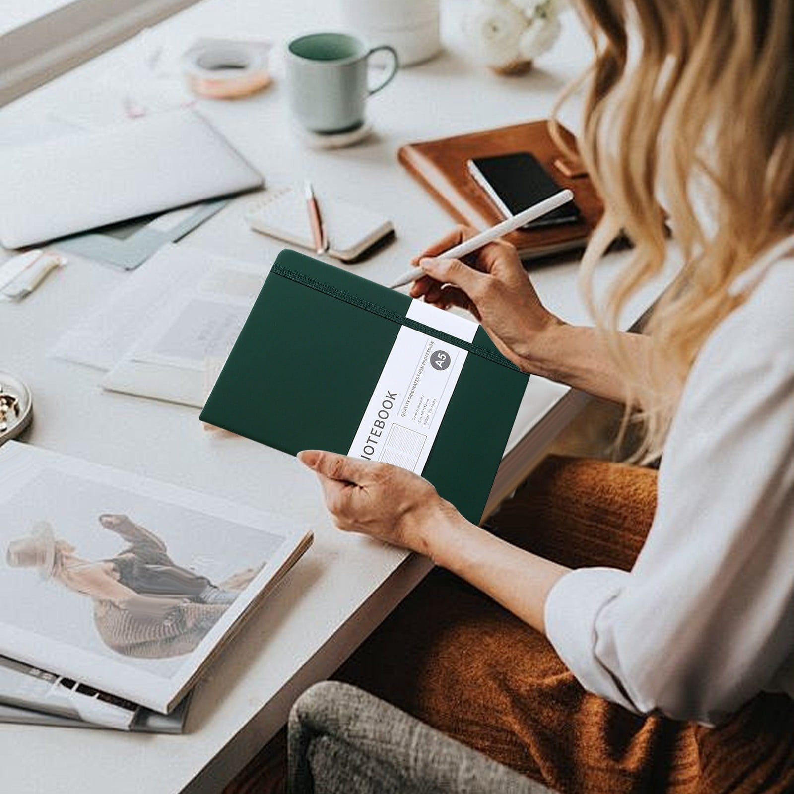 PPKVUFD Lined Journal Notebook, Green, Lined Journal Notebook for Women Men 200 Pages 100 Gsm Paper Thick Journaling Notebooks A5 Leather Journals for Writing Hardcover Journal Supplies for Work Note