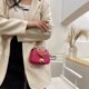 thumbnail image 3 of Diseñador Mujer Cadena PU Cuero Crossbody Bolso Mini Flap Bolso (Rosa Roja) Likrtyny Para estrenar, 3 of 9