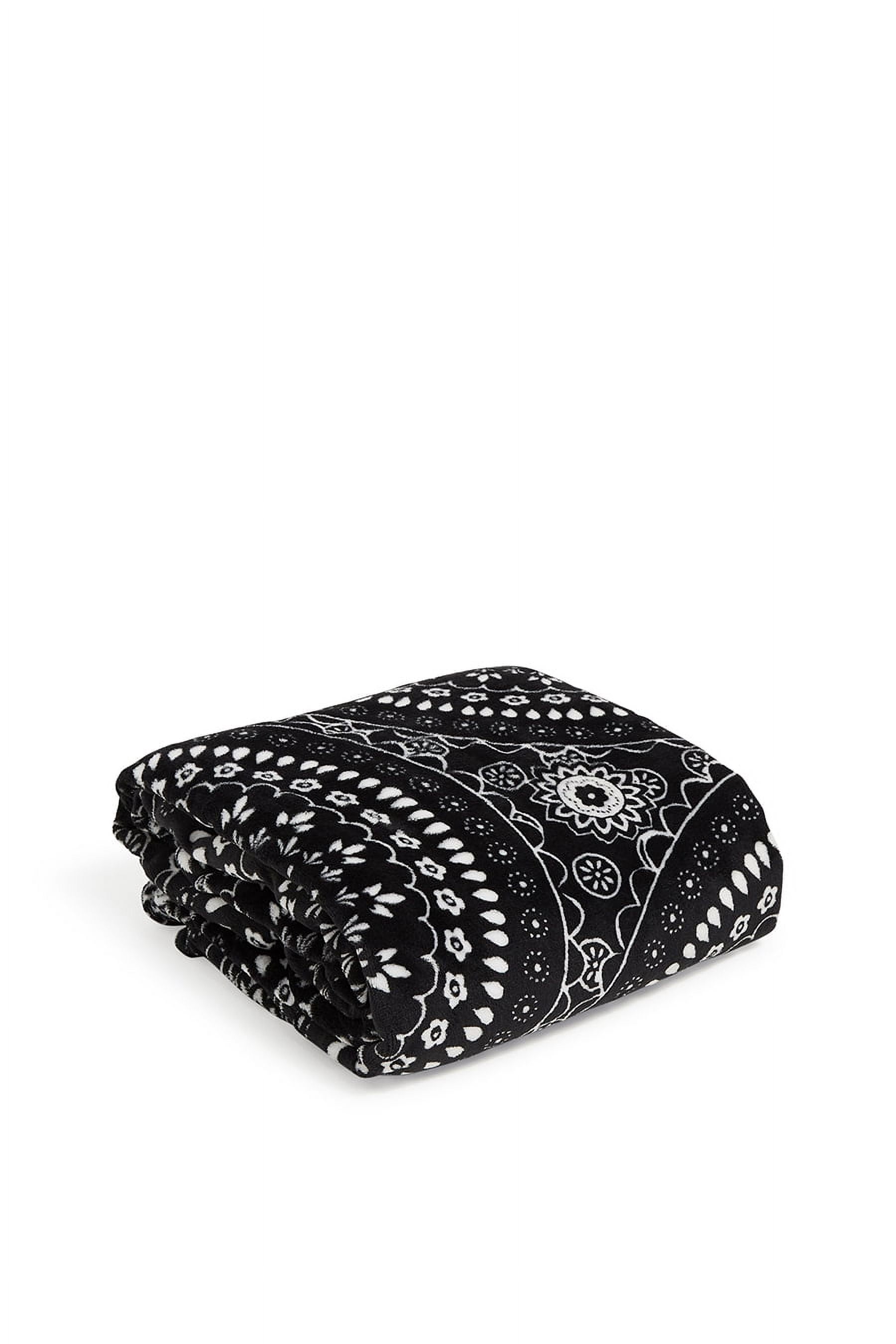 Vera Bradley Women's Fleece Plush Throw Blanket Black Bandana Medallion
