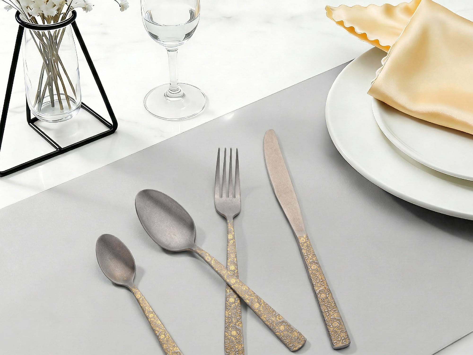 Unique Bargains Stainless Steel Floral Flatware Set for Multiple Uses Retro Gold 4pcs