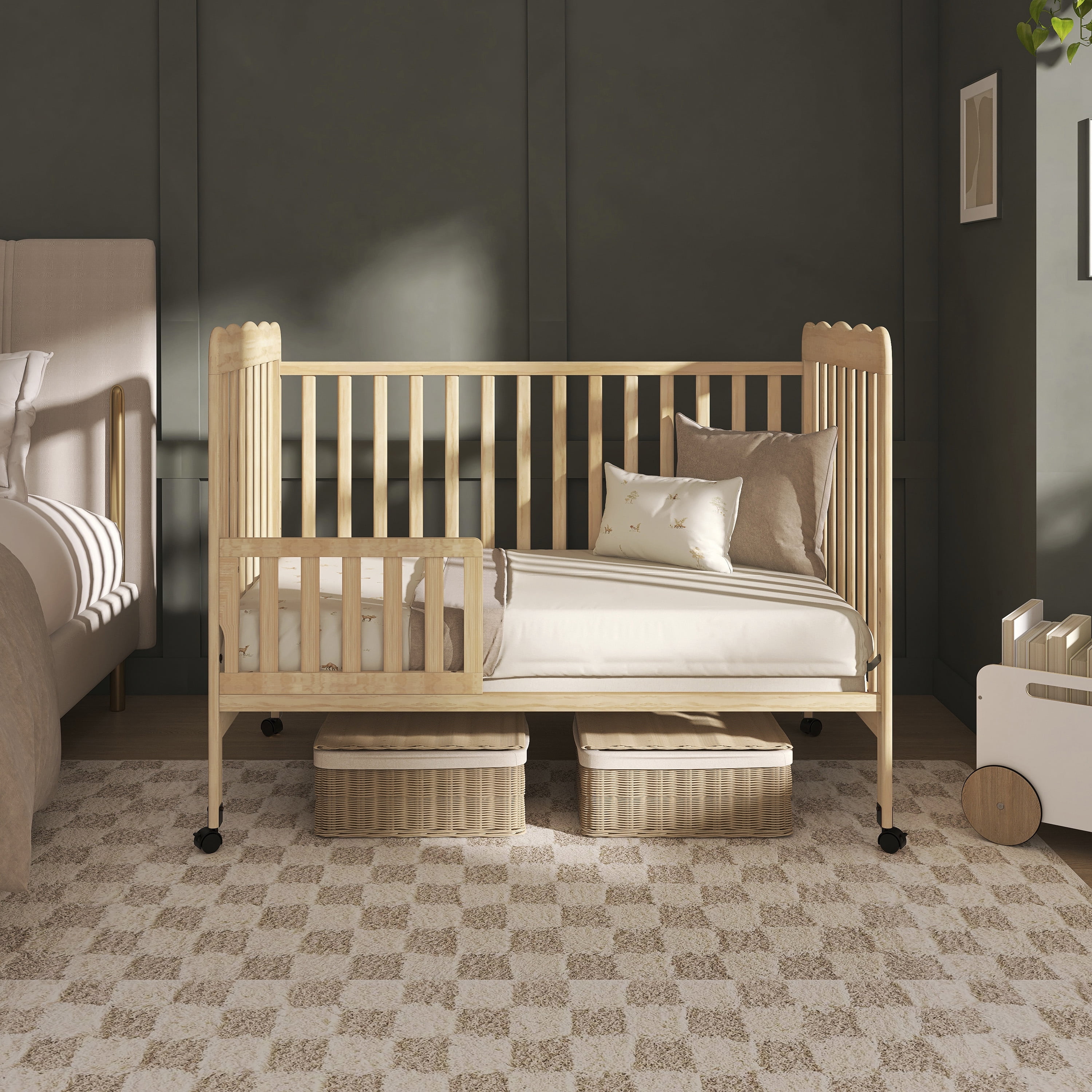 Dream On Me Carson Classic 3-in-1 Portable Crib in Natural, Removable Wheels, Converts from Baby Crib to Toddler Bed, Day Bed and Kids Sofa, Three Adjustable Mattress Height Positions