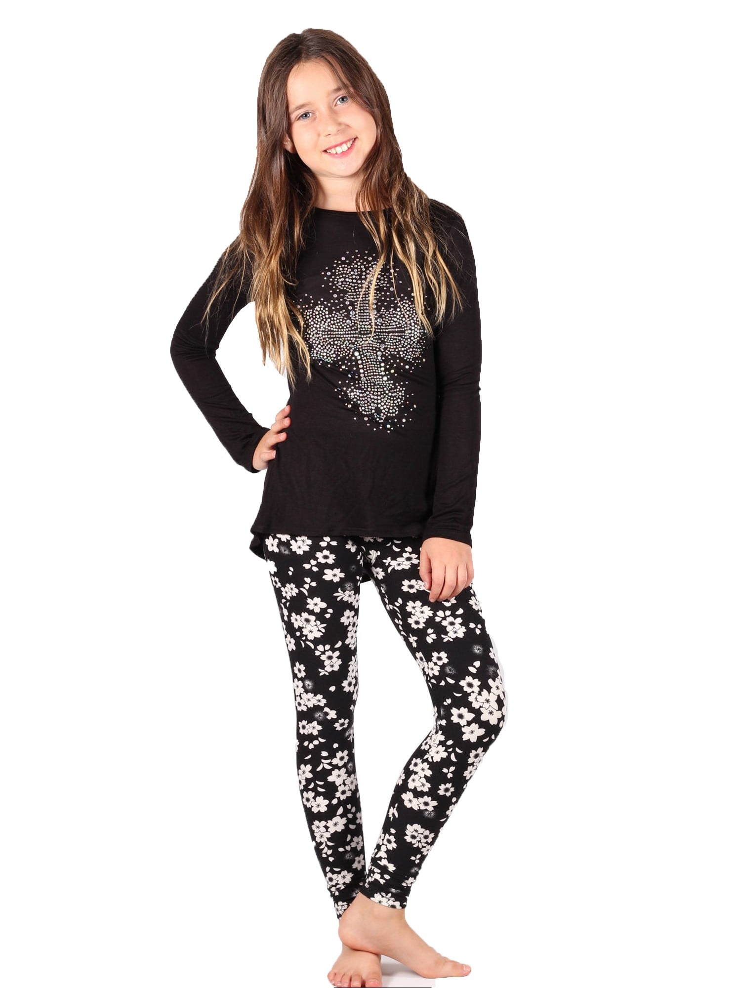 black and white leggings outfit