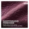 thumbnail image 3 of Edredón Ligero Real Textil + 2 Fundas de Almohada, Juego de Colcha Queen Size, Color Vino, 3 of 7