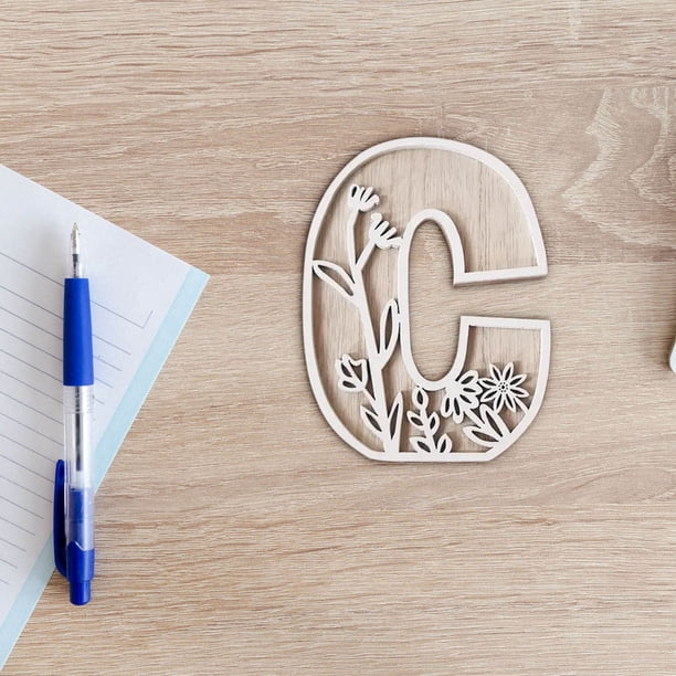 Wood Flower Decoration Carved Letter Crafts Decoration Home Kitchen Wedding Wall Decoration Pendant