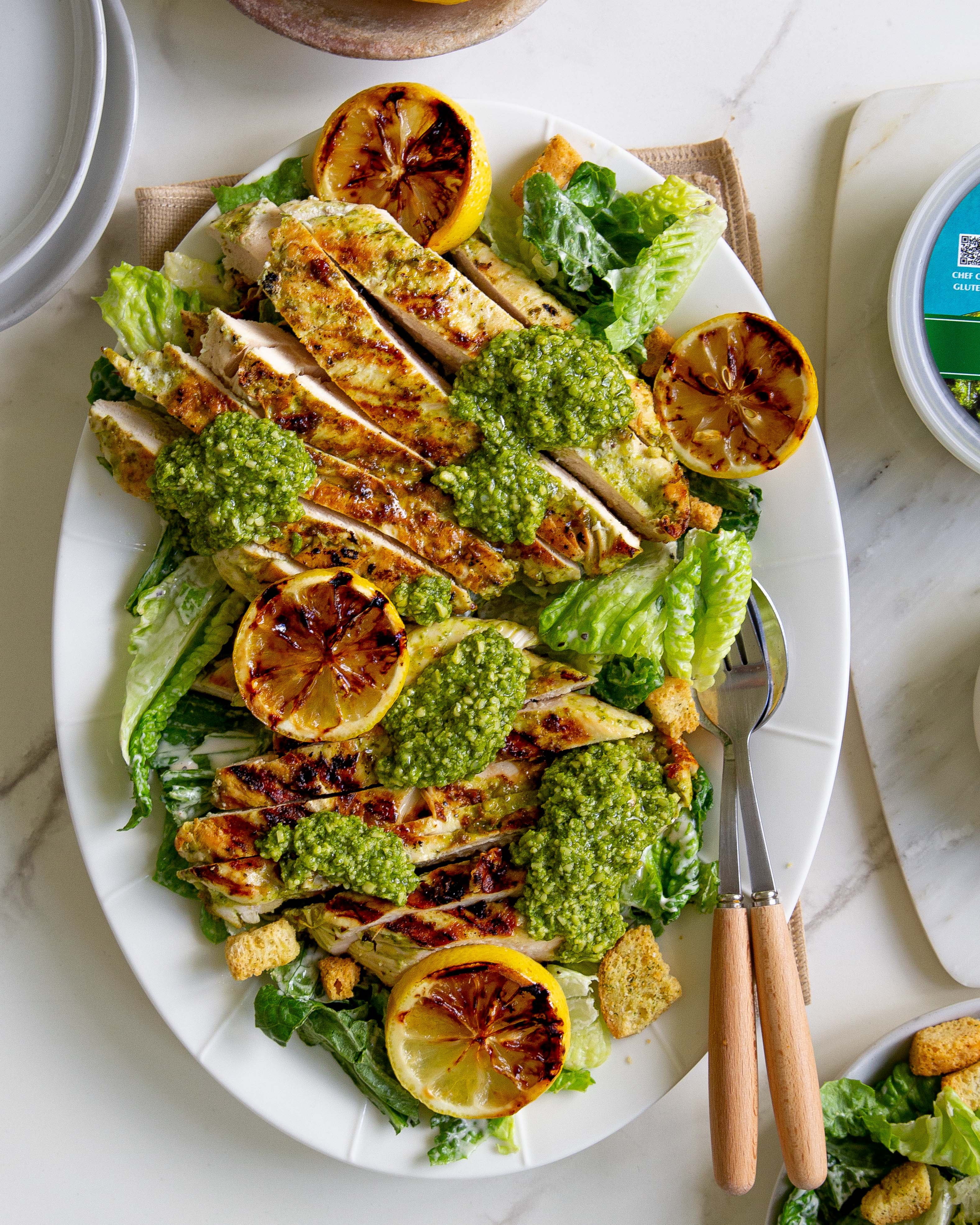 Marketside Basil Pesto Genovese Sauce, No Artificial Ingredients, Gluten-Free, 16 oz Refrigerated Tub