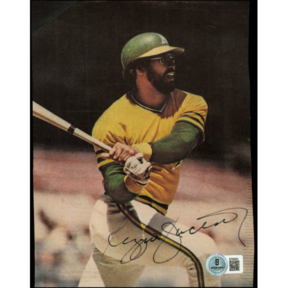 Reggie Jackson Autographed 6x8 Magazine Photo Oakland A's Beckett BAS QR #BT66591