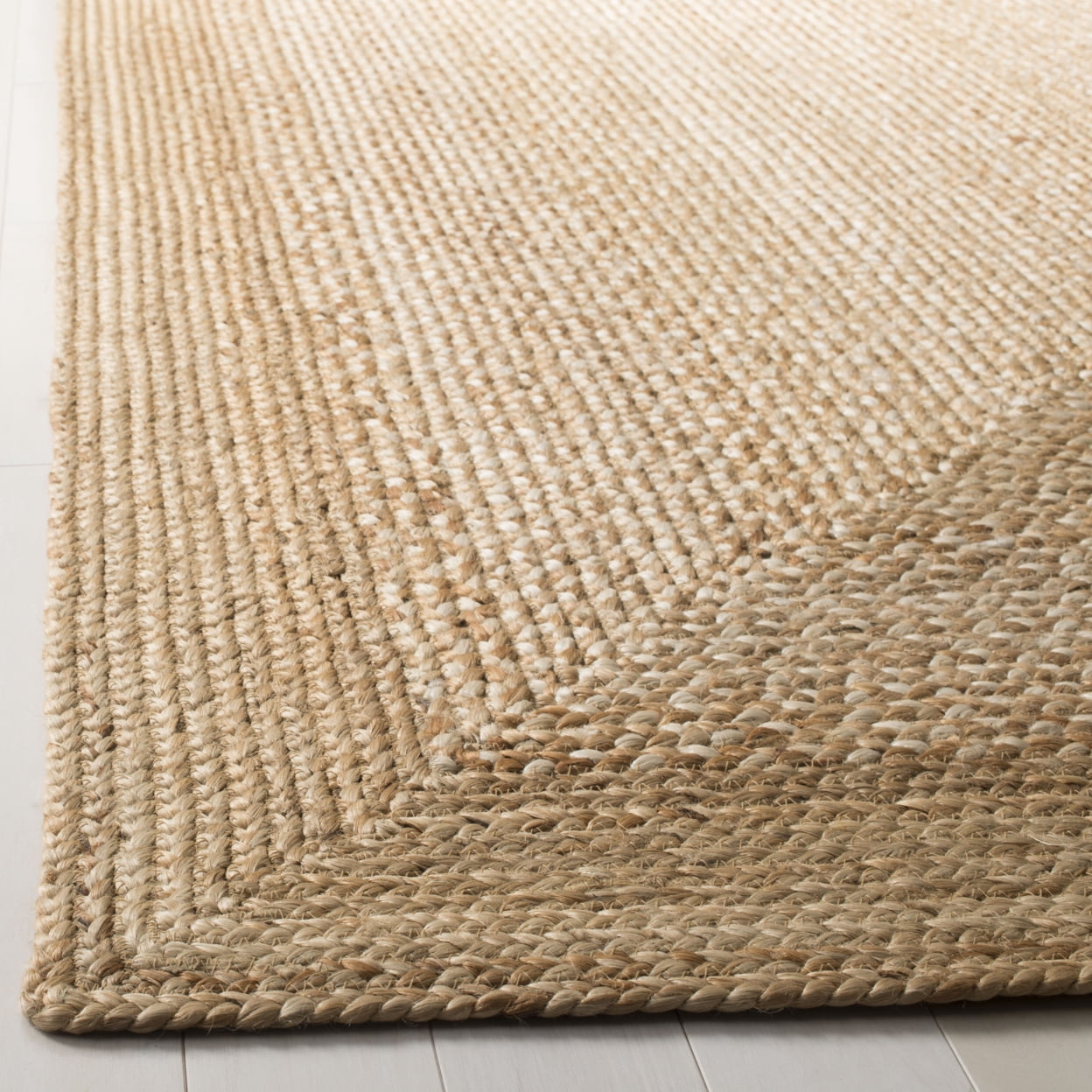 SAFAVIEH Natural Fiber Leo Geometric Braided Jute Area Rug, Natural/Ivory, 4' x 6'