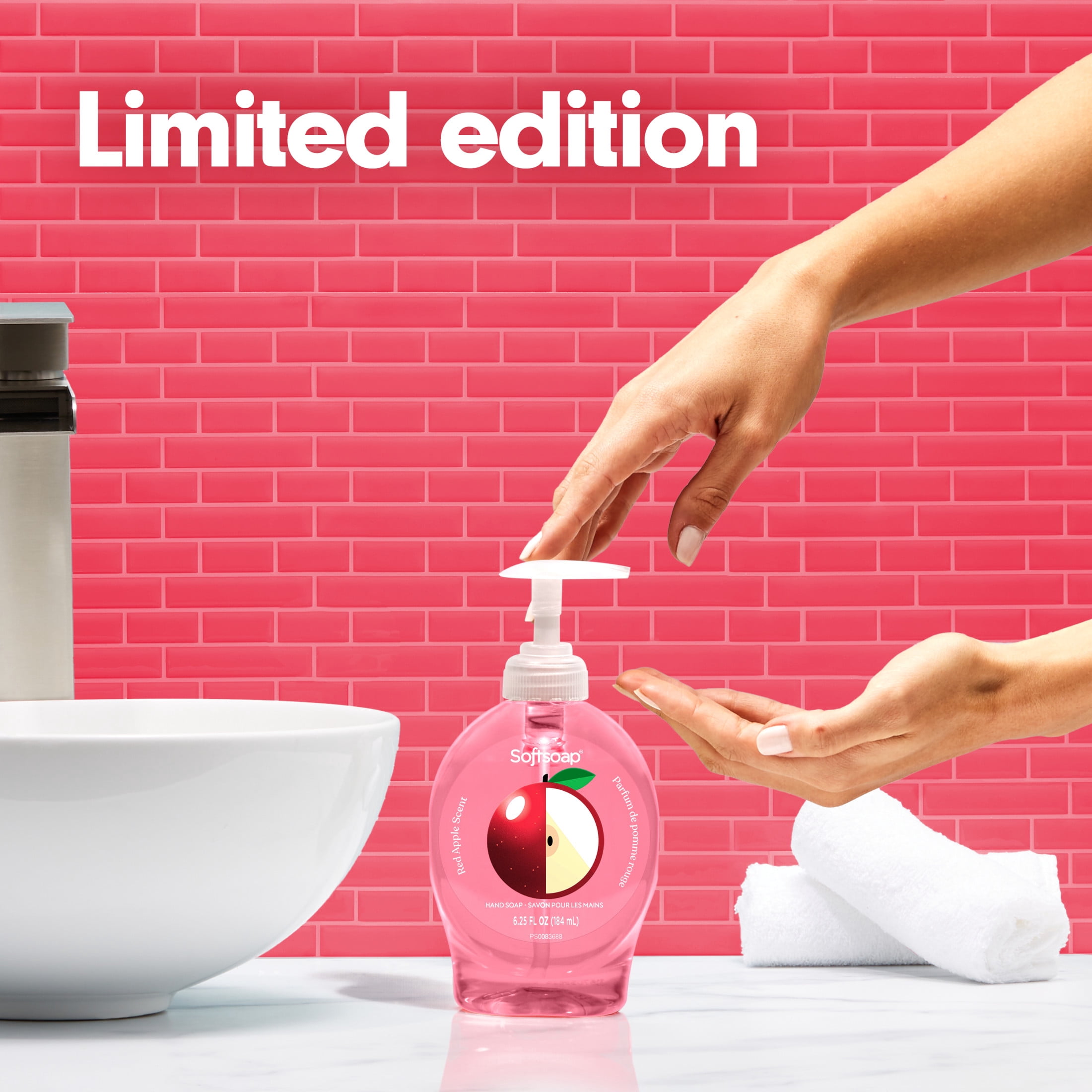 Softsoap Limited Edition Liquid Hand Soap, Red Apple Scent, 6.25 fl oz Pump Bottle