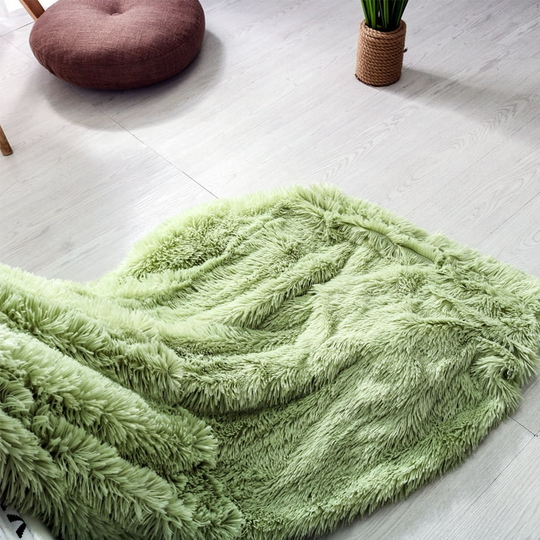 Green fur blanket new arrivals