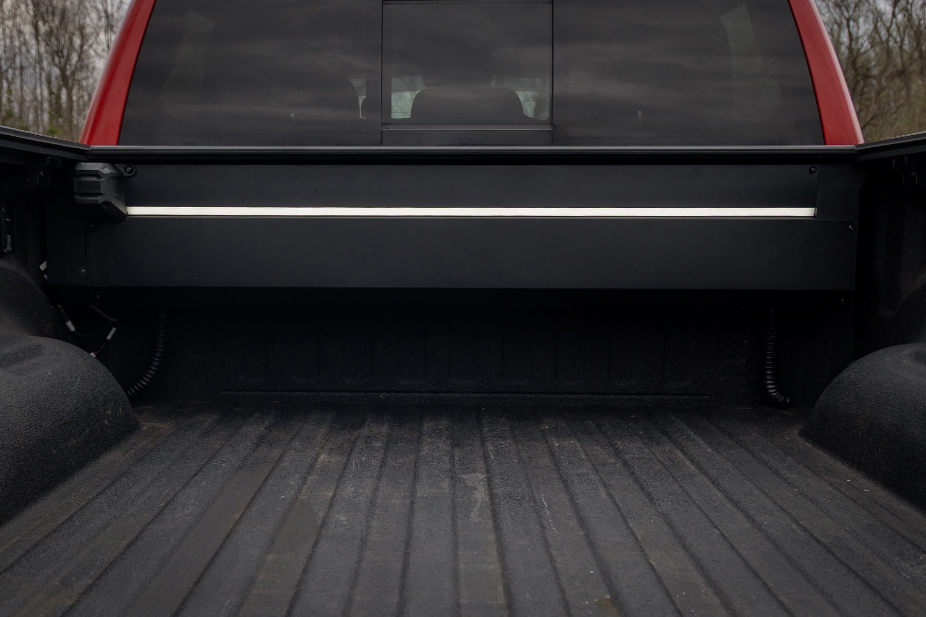 Rough Country Powered Retractable Bed Cover for 19-26 Ram 1500 | 5'7 - 51307550