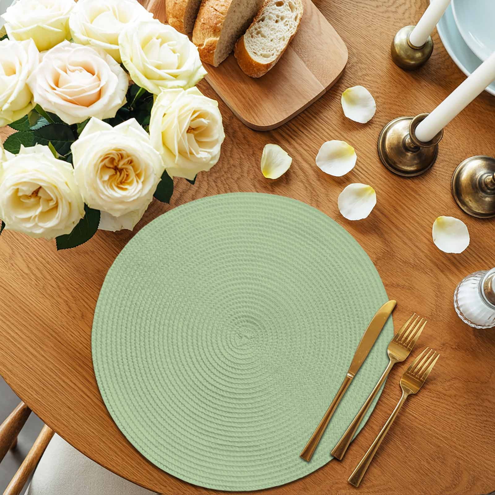 Round Placemats Set of 4 Sage Green Place Mats Washable Woven Placemat Solid Green Color Circle Braided Table Mat for Kitchen Dining Table Party Home Decor 15 Inch