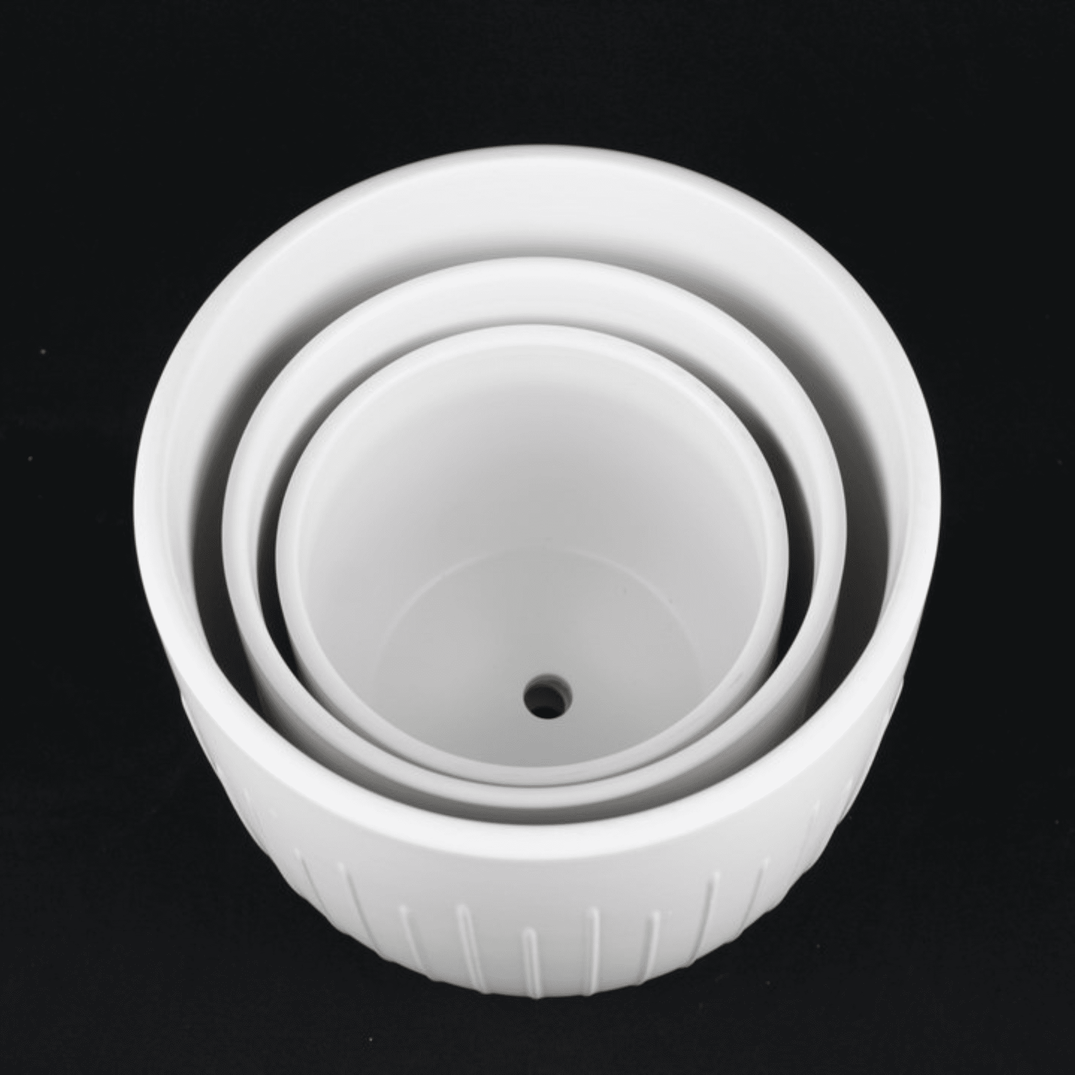 3-Piece White Stoneware Planter Pot Set with Vertical Groove Texture