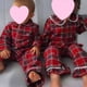 thumbnail image 1 of Conjuntos de pijamas de franela a juego para toda la familia, para Navidad, para niños y niñas, con volantes, de encaje blanco y rojo, de manga larga, con botones para bebés, 1 of 5
