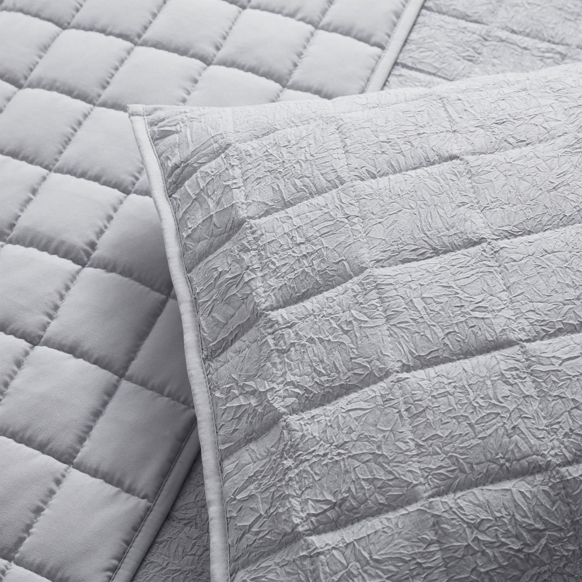 Mainstays Solid Textured Box Crinkle Quilted Pillow Sham, Silver, King, Soft Wash, 2 Pack, All Ages