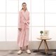 thumbnail image 1 of Bata de baño de franela suelta de gran tamaño con tecnología de costura para parejas, bata de baño de vellón coral para hombres y mujeres, bata de baño para otoño e invierno, 1 of 6