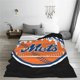 thumbnail image 4 of Manta de forro polar de los New York Mets para cama y sofá, cálida, acogedora y ligera, ideal para todas las estaciones, decoración mullida para el hogar y exteriores, 101 x 76 cm, 4 of 5