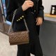 thumbnail image 3 of Sywqhk Bolso De Hombro Con Solapa Y Cadena De Cuero Pu Para Mujer, Bolso Acolchado Con Hilo (Café) Sywqhk Para estrenar, 3 of 9