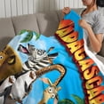 thumbnail image 3 of Madagascar anti-pilling, suave, ligera, esponjosa y acogedora de lujo para hogar y cocina – Perfecta para niños y adultos,130x150cm, 3 of 6