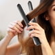 thumbnail image 2 of Mini rizador y plancha 2 en 1, tecnología cerámica, calentamiento rápido en 10 segundos, alimentación USB, portátil para todo tipo de cabello, ideal para viajes, salón de belleza en casa, 2 of 4