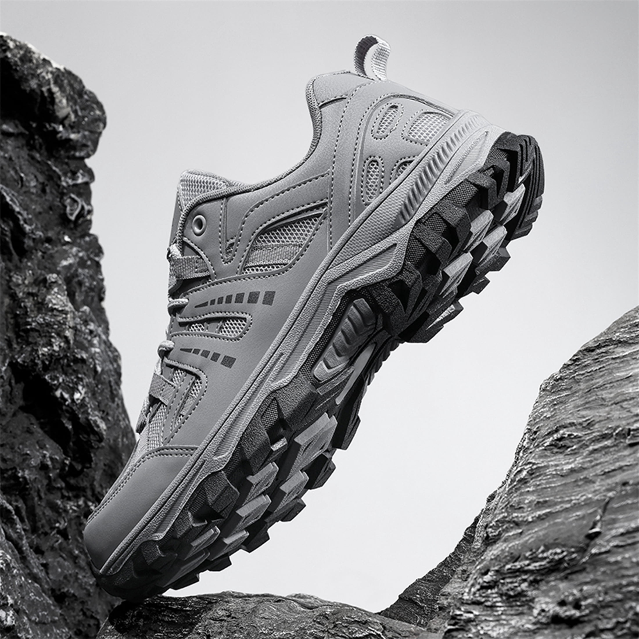 YOURDIARY Men Women Breathable Hiking Shoes Durable Non-Slip Trail Sneakers for Camping Hiking