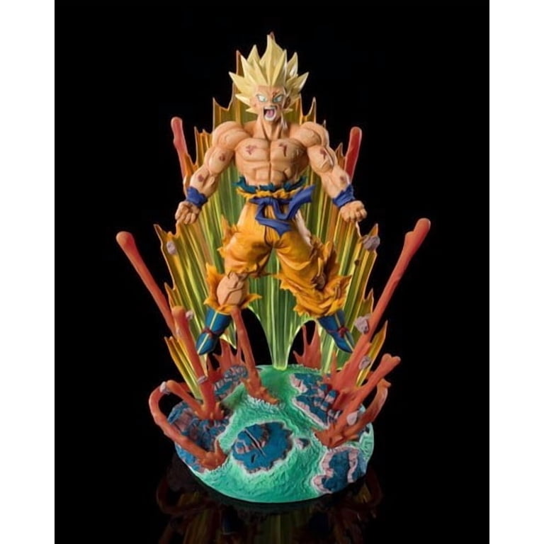 BANDAI NAMCO 27cm Super Saiyan Goku vs Frieza Collectible Statue