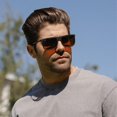 thumbnail image 3 of Anteojos de Sol WearMe Pro Jacob Polarizados de Parte Superior Plana para Hombre, 3 of 8
