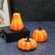 thumbnail image 5 of Lámpara de calabaza de resina de Halloween, linterna LED de calabaza de Halloween, pequeña lámpara de calabaza de simulación, lámpara LED a batería, decoración de linterna de calabaza plana (B), 5 of 5