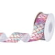 thumbnail image 1 of Cinta de grosgrain con diseño de escamas, 3,8 cm x 18,3 m, poliéster. Perfecta para envolver regalos de bodas, cumpleaños y decoración., 1 of 9