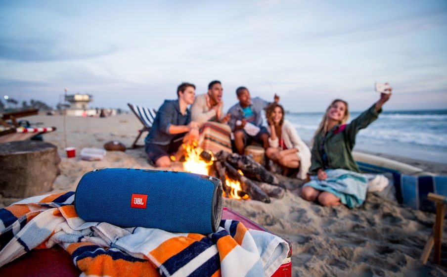 Restored JBL Xtreme, Splashproof portable speaker with ultra-powerful performanceRefurbished