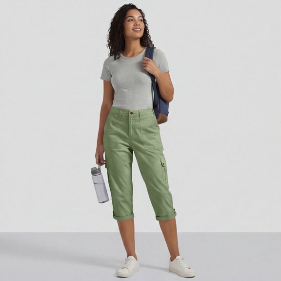 Dwellite Capri Pants for Women Casual Summer Spring Stretch Straight Leg Cargo Capris with Pockets Cropped Trouser Green M