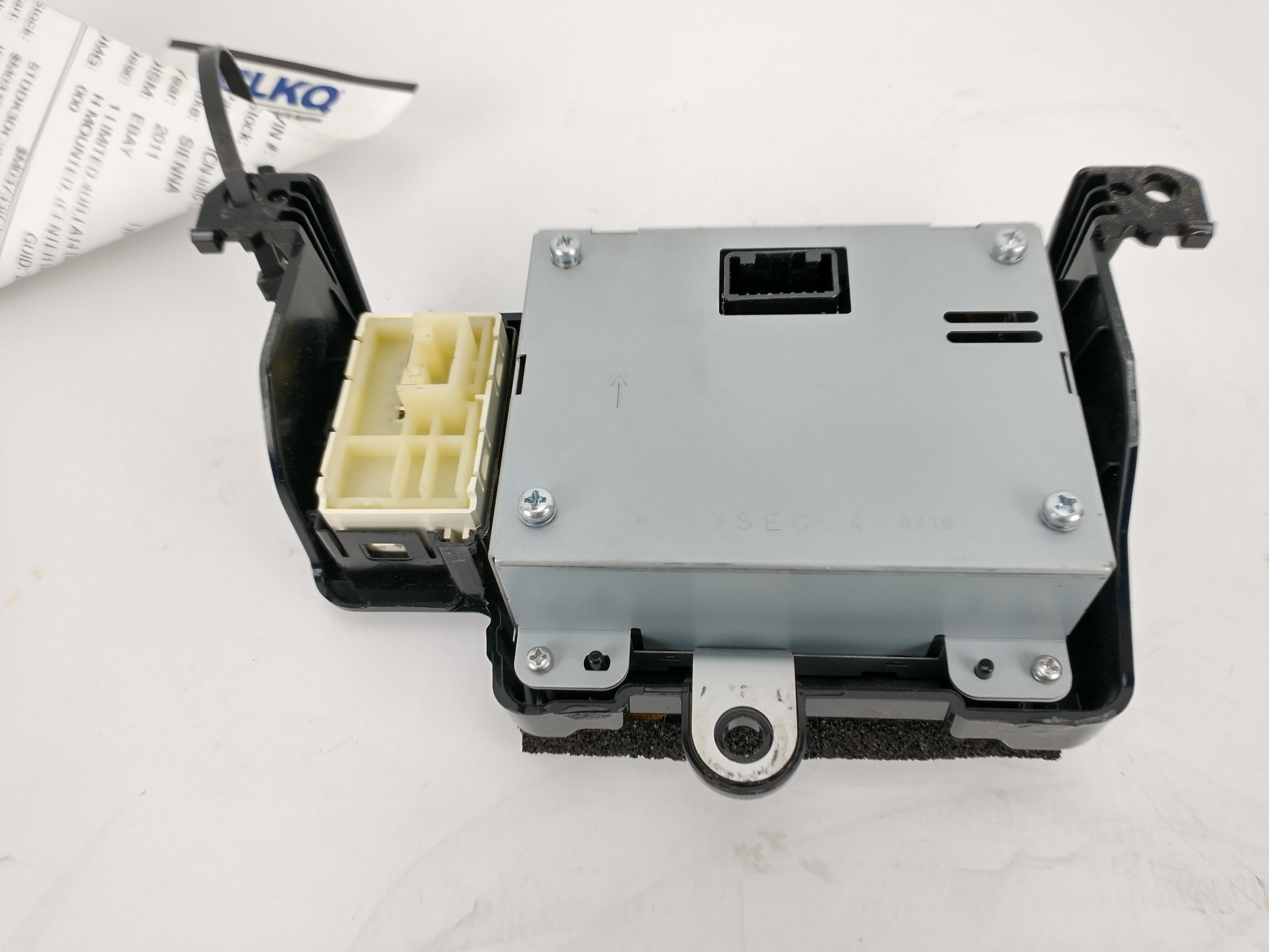 Pre-Owned 11 12 13 14 Toyota Sienna Information Display Screen OEM - Verify Specific Vehicle Fitment In Description - (Good)
