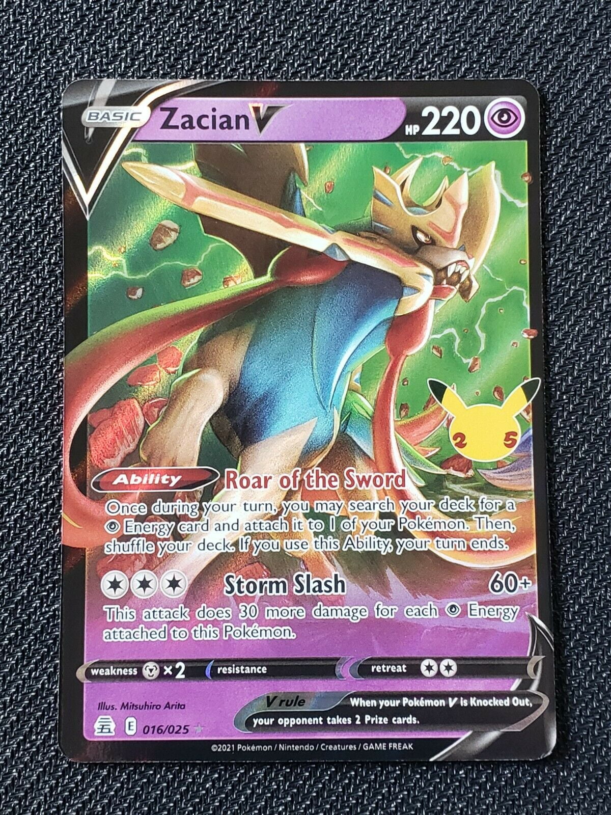 Zacian V - Celebrations Pokémon card 016/025