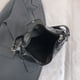 thumbnail image 4 of Bolso Multifuncional de Gran Capacidad para Mujer | Bolso de Hombro Convertible y Mochila Cruzada | Monedero de Piel Estilo Urbano de 30 X 25 X 12 Cm | Capacidad para Teléfono, Cartera y Artículos Es, 4 of 6