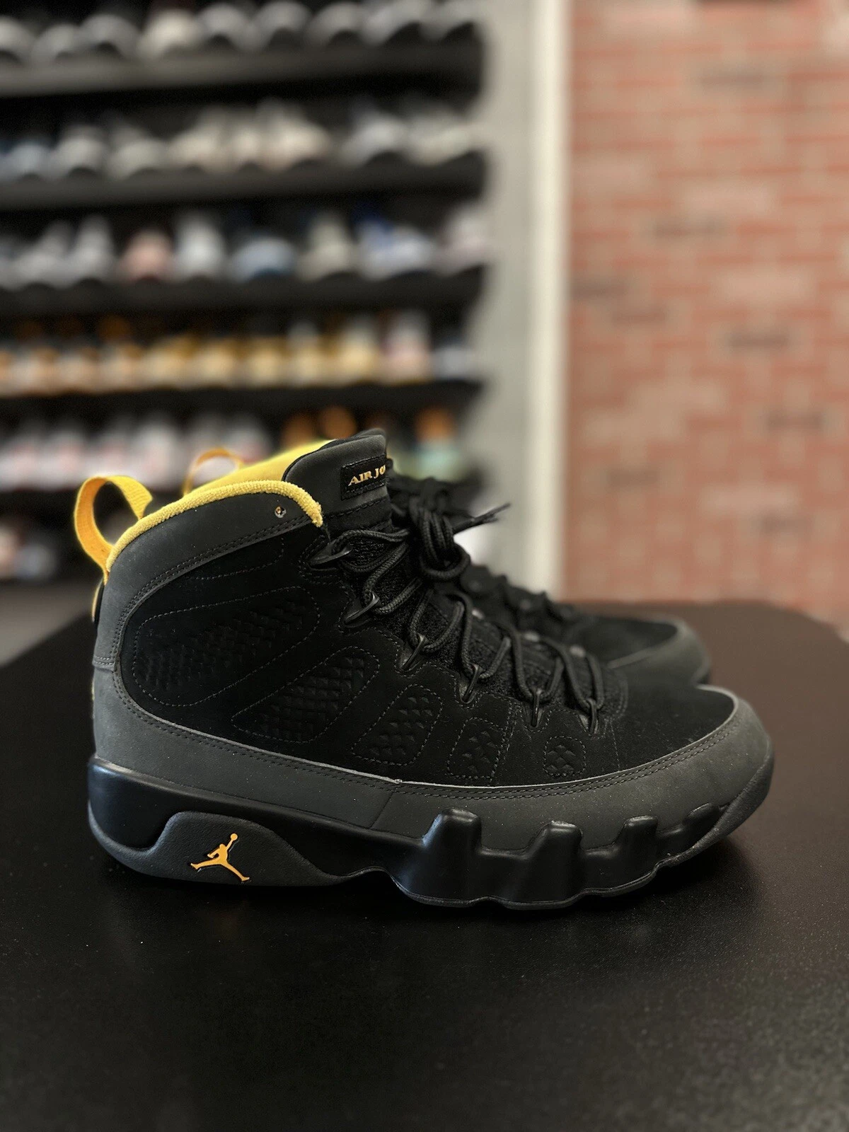 Nike Air Jordan 9 Retro University Gold Size 10 CT8019-070 OG