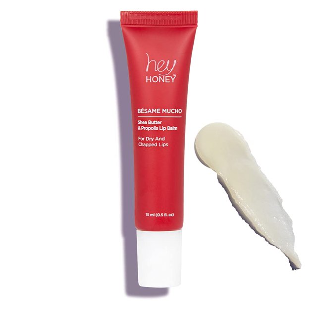 Hey Honey Besame Mucho Bálsamo labial con manteca de karité y propóleo | Para labios agrietados y agrietados. 0,5 onzas