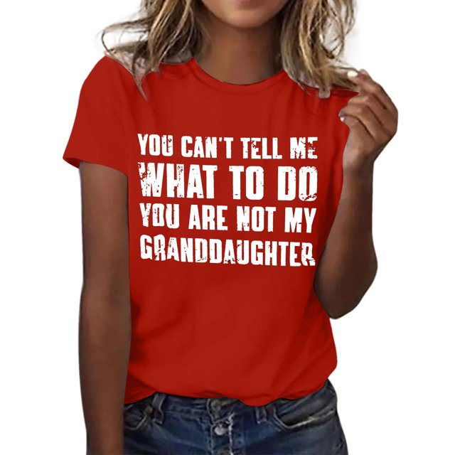 Camiseta de manga corta con cuello redondo y estampado de letras en color liso para mujer - Diseño familiar y divertido, corte clásico ligero
