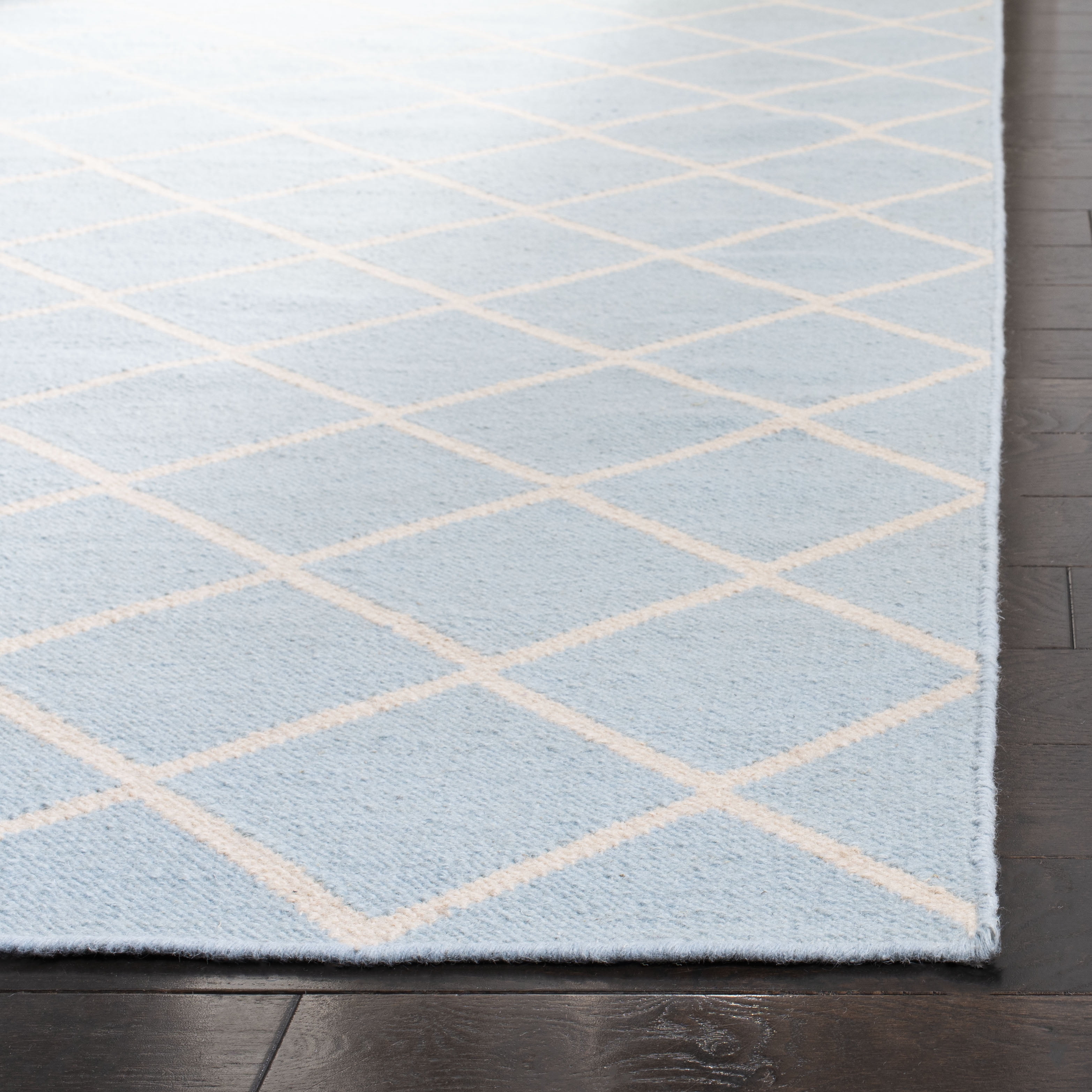 Safavieh Dhurries Victor Geometric Area Rug, Light Blue/Ivory, 3' x 5'