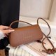 thumbnail image 4 of Bolso de mano con textura de nicho para la axila, primavera/verano 2025, nuevo bolso cuadrado pequeño con estampado de cocodrilo, elegante bolso bandolera para el día a día., 4 of 5