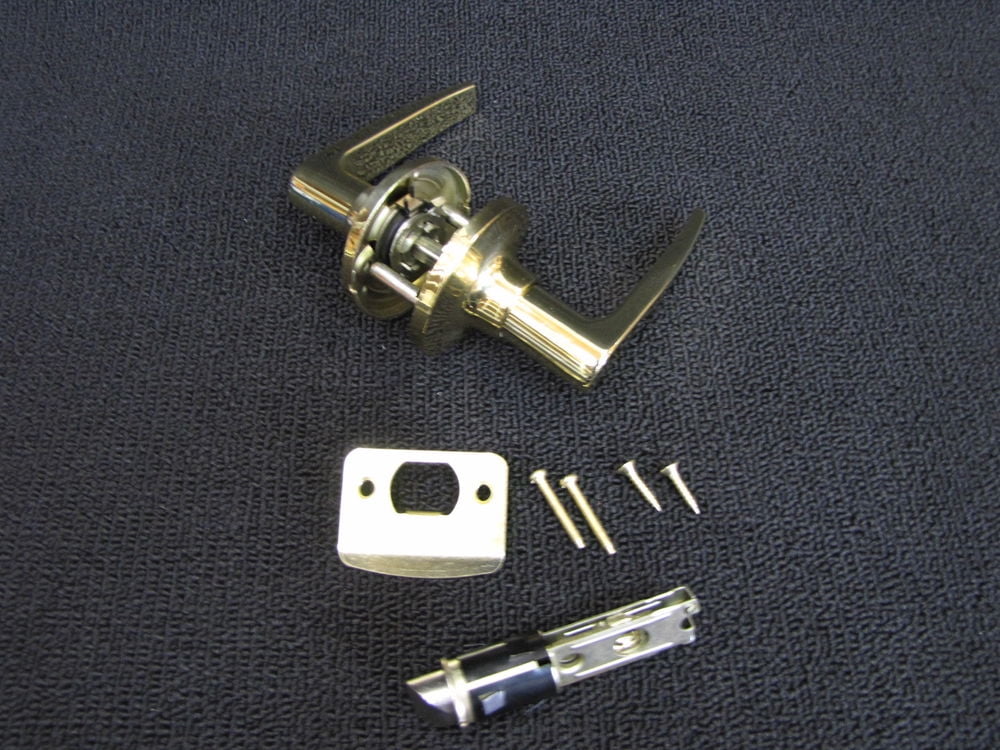 Mobile Home Interior Door Knob – Privacy Locking, Polished Brass Finish