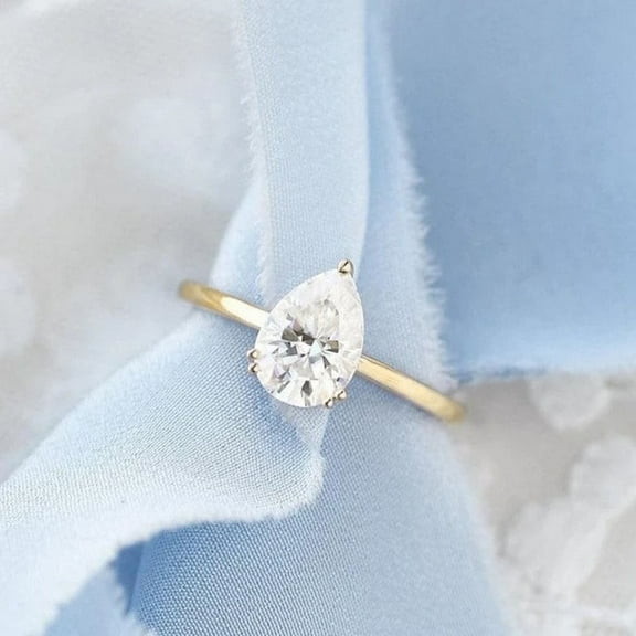 Cora Jewellery 2.5CT Pear Moissanite Solitaire Engagement Ring For Women , 14K Yellow Gold