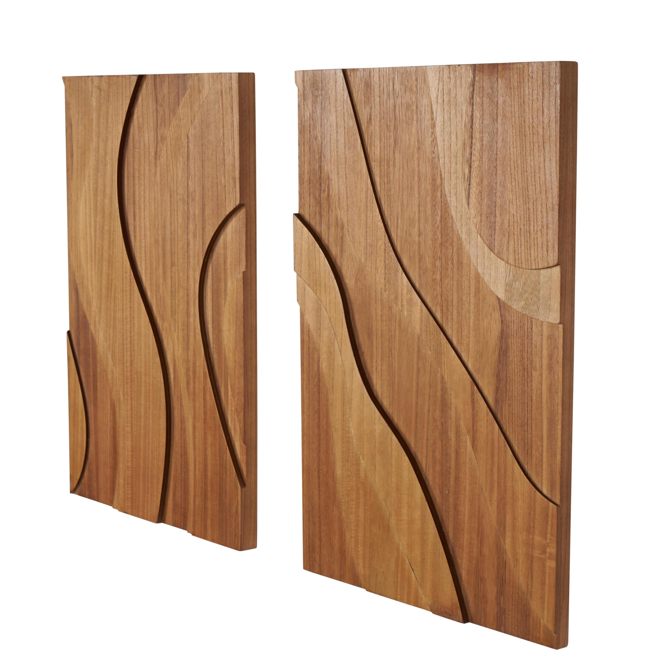 DecMode Brown Wooden Wavy Carved Abstract Wall Decor (2 Count)