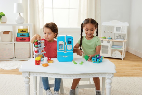 Kidoozie Just Imagine Chill & Fill Refrigerator – Light, Sound