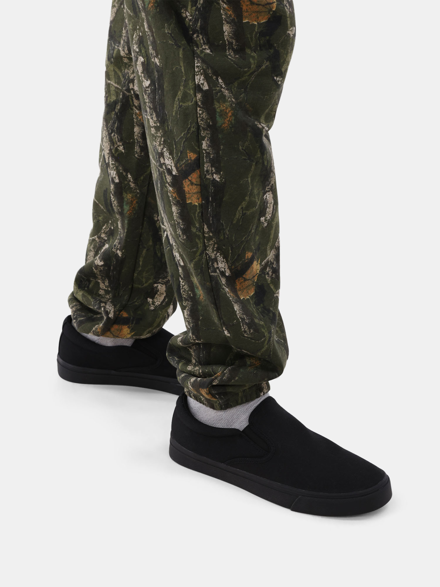 No Boundaries Men's Clinton Slip-On Sneakers photo 3