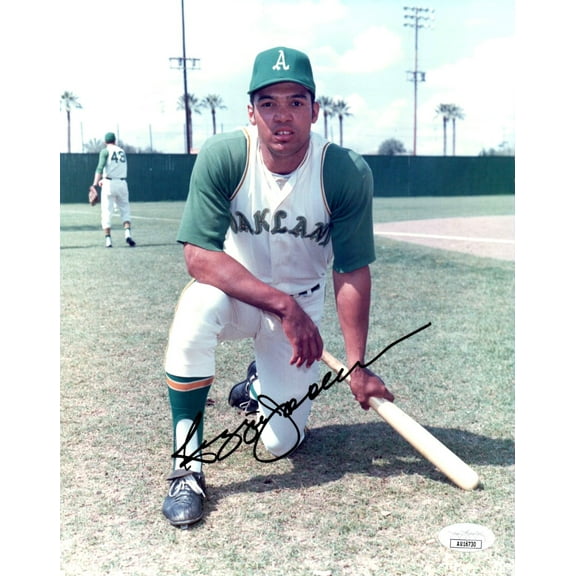 Reggie Jackson Signed Autographed 8X10 Photo A's Vintage Rookie Pose JSA AU16730